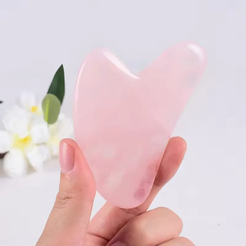 Jade Gua Sha für straffende Gesichtsbehandlungen