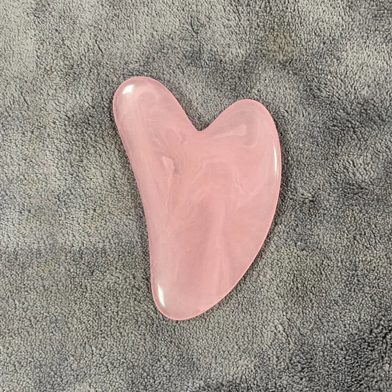 Jade Gua Sha für straffende Gesichtsbehandlungen