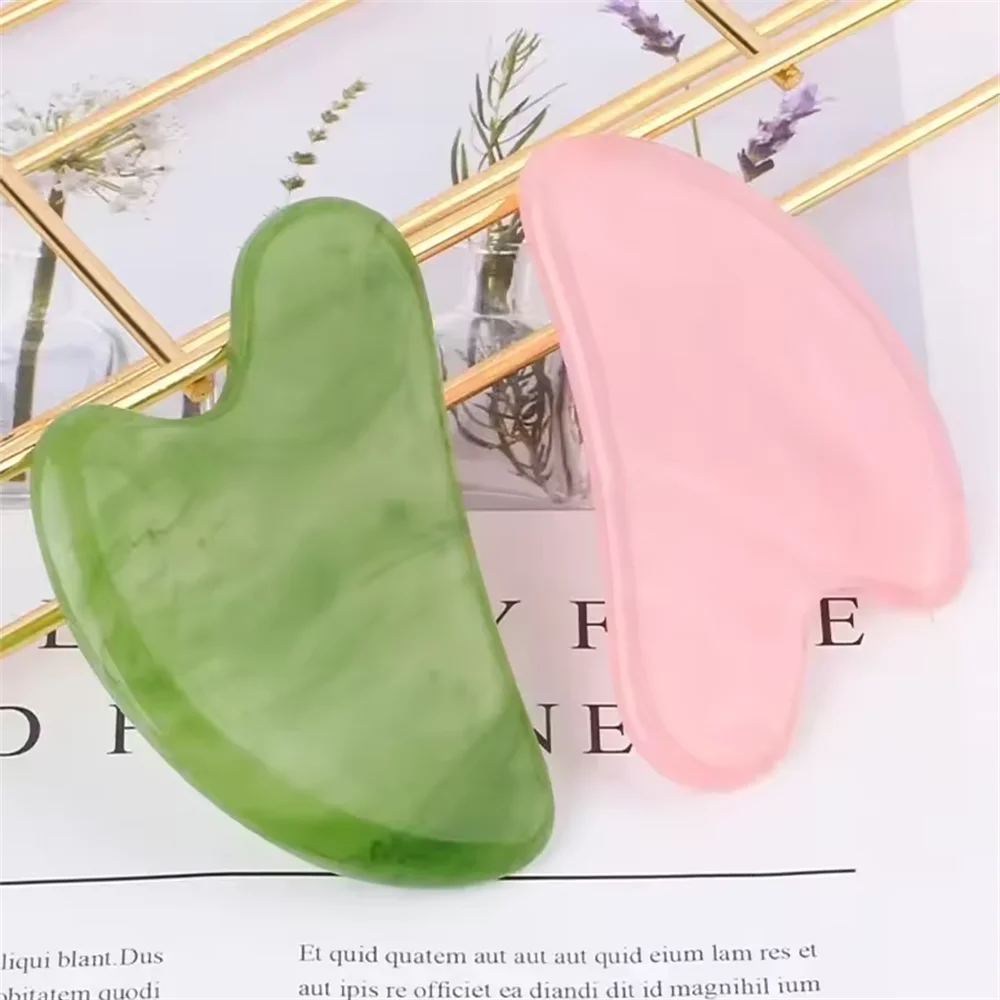 Jade Gua Sha für straffende Gesichtsbehandlungen